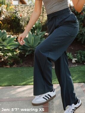 Albion Audrey Trouser In  Heather Cobalt Size XS